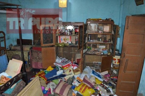 House looted at Purbasa area, when family stuck in Kolkata lockdown House looted at Purbasa area, when family stuck in Kolkata lockdown